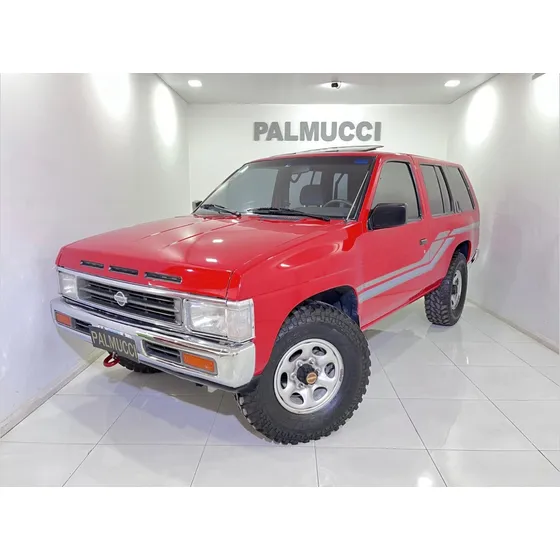 Nissan Pathfinder 2.4 4x4