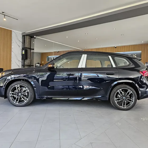 BMW Ix1 2026 Ix1 Xdrive30ledición M