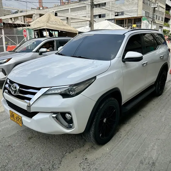 Toyota Fortuner 2019 2.4 Street At 7as