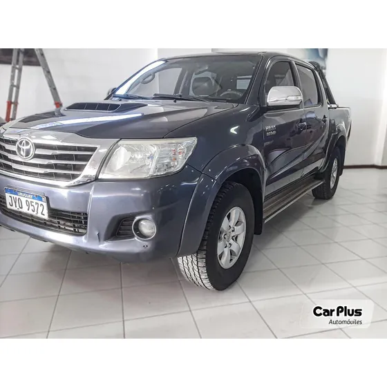 Toyota Hilux Srv 4x4 At