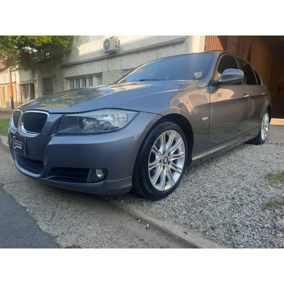 Bmw Serie 3 2.0 318i Sedan Executive 136cv