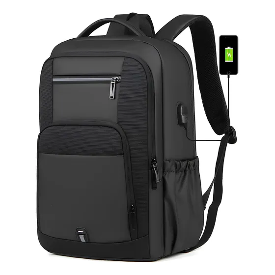 Mochila Impermeable Plus Usb Resistente Negro
