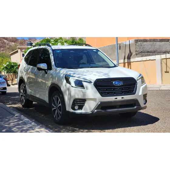Subaru Forester 2.5 Premium Plus Awd Cvt