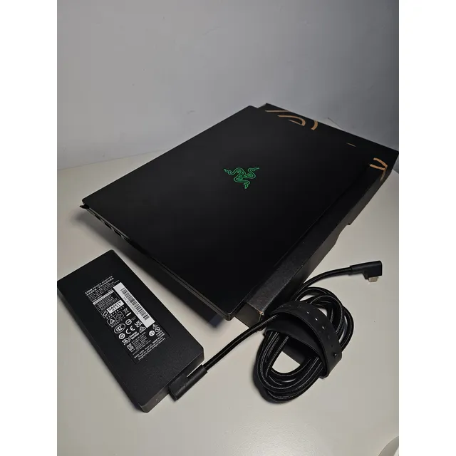 Razer Blade 16 2023 Rtx 4080 Qhd 240hz I9-13950hx Notebook