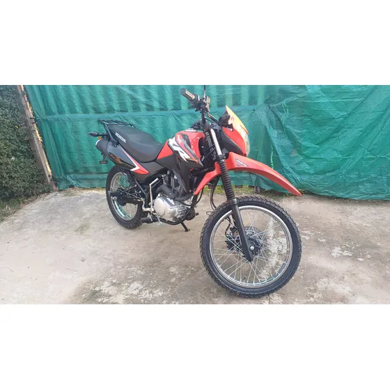 Vendo Xr 150l Mod 2025 Con 124km Como Ok.
