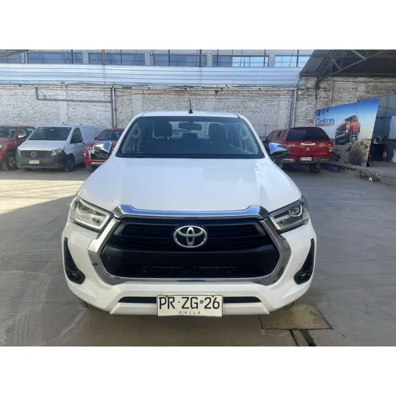 Toyota Hilux Toyota Hilux Srv 4x4 Przg26
