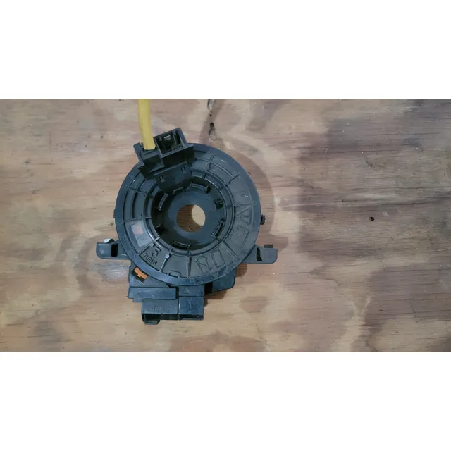 Reloj Cinta De Volante Toyota Yaris 1.5 L4 08-09 Usado Origi