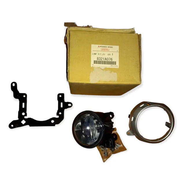 Faro Antiniebla Derecho Mitsubishi Outlander Cu5w