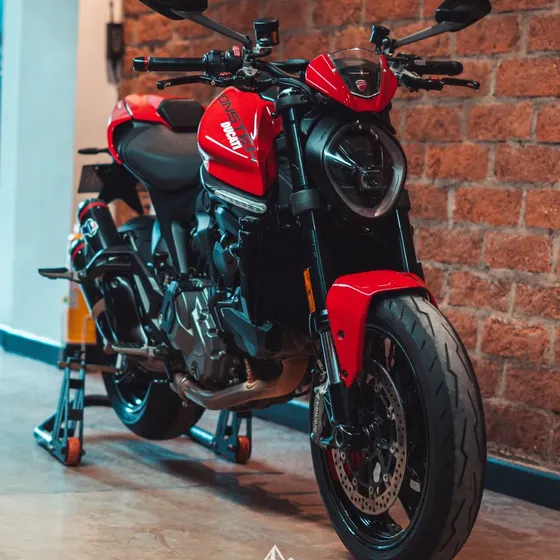 Ducati Monster 937  Modelo 2024  Full System Termignoni