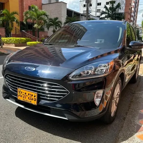 Ford Escape 2021 Titanium Hev 2.5 4x4