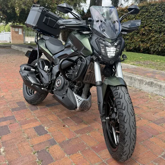Bajaj Dominar 400