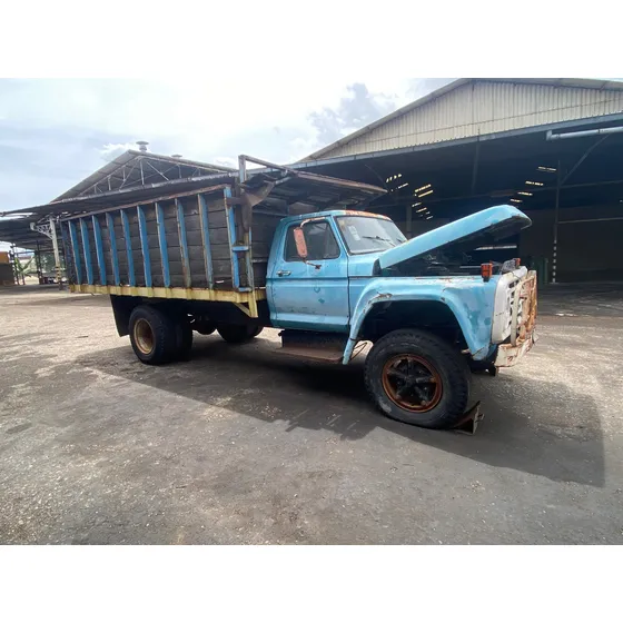 Ford F600 Con Toma Fuerza Para Volteo