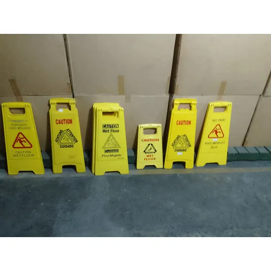 Avisos De Piso Mojado Usados