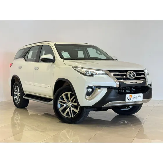 Toyota Hilux Sw4 Srx 4x4 2.8 Tdi 16v Dies. Aut.