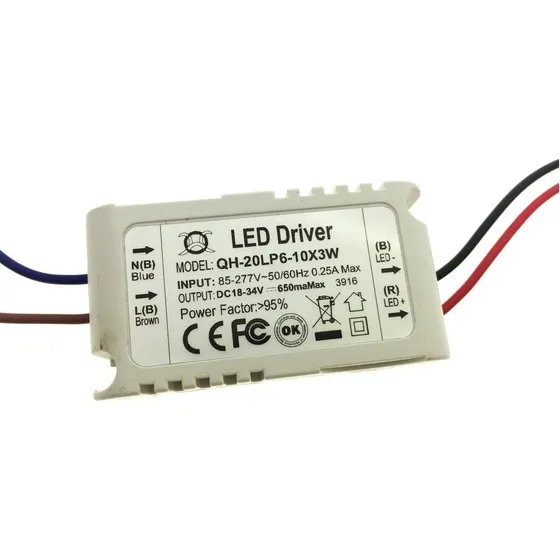 Controlador Led 30w Para Lámparas Con Salida Dc18-34v