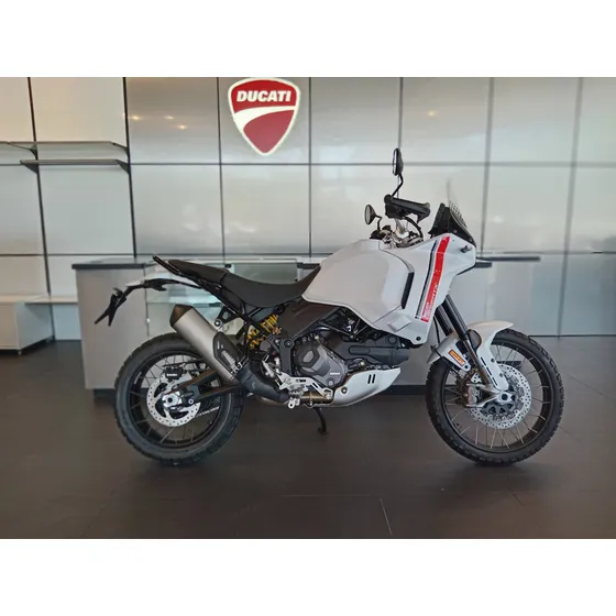 Ducati Desert X - Ducati Desert-x - 2025 - Lanzamiento