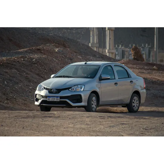 Toyota Etios 1.5 Sedan X
