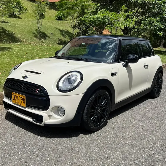 Mini Cooper S 2016 2.0 Chili At