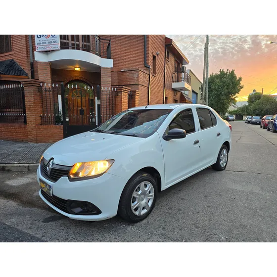 Renault Logan 1.6 Authentique Plus 85cv