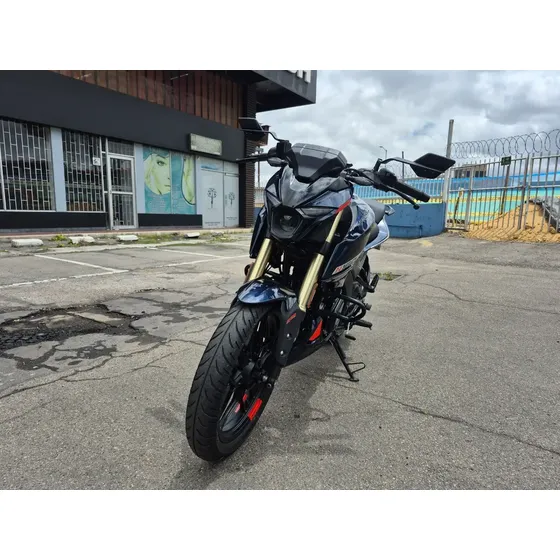 Bajaj Pulsar N160 Premium