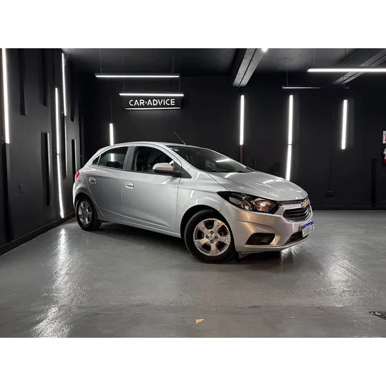 Chevrolet Onix 1.4 Lt 5p L16