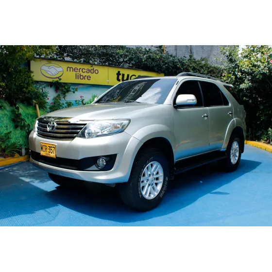 Toyota Fortuner 2.7 Sr5