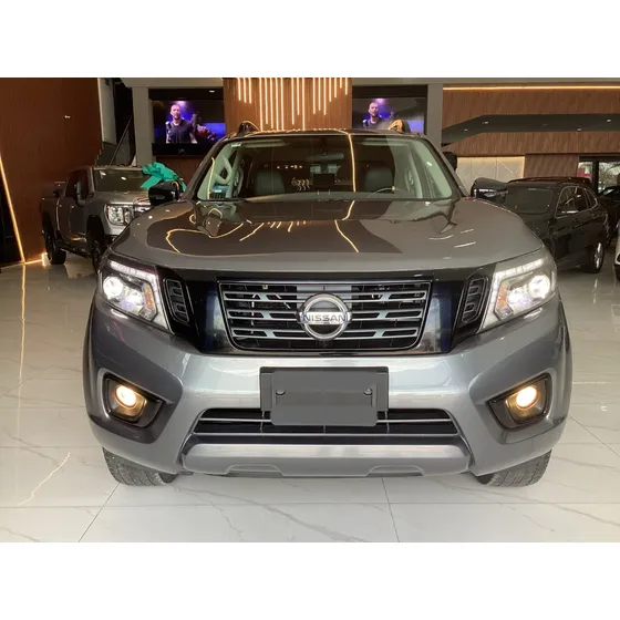 Nissan Np300 Frontier Le Midnight