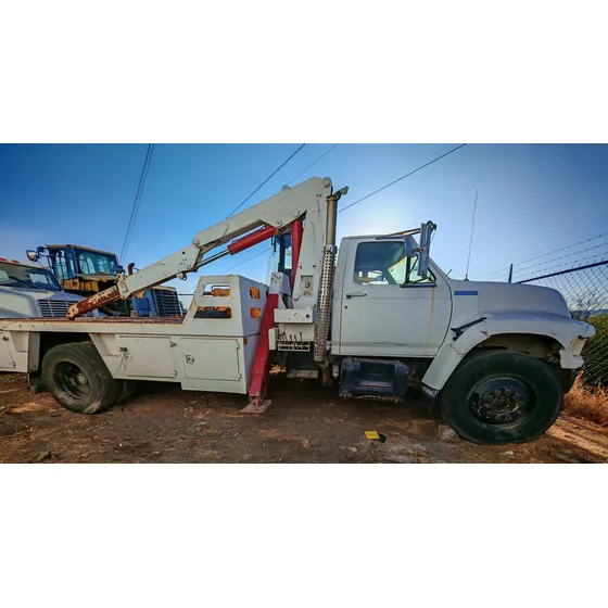 1996 Camion Grua Ford F800 Inoperable