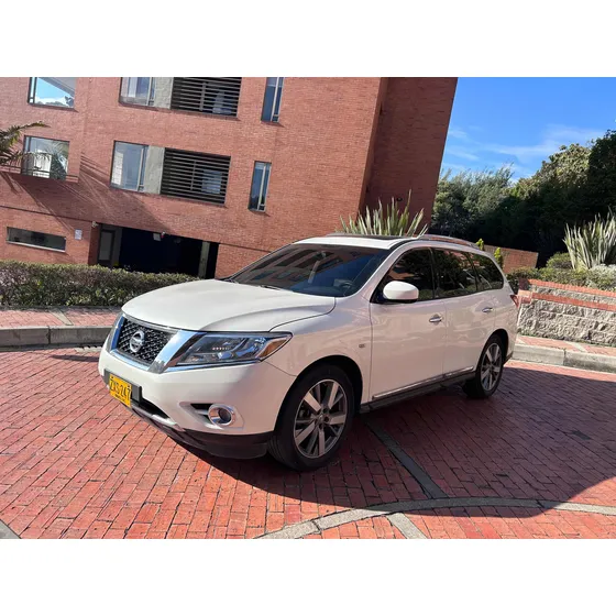 Nissan Pathfinder 3.5 R52 Exclusive