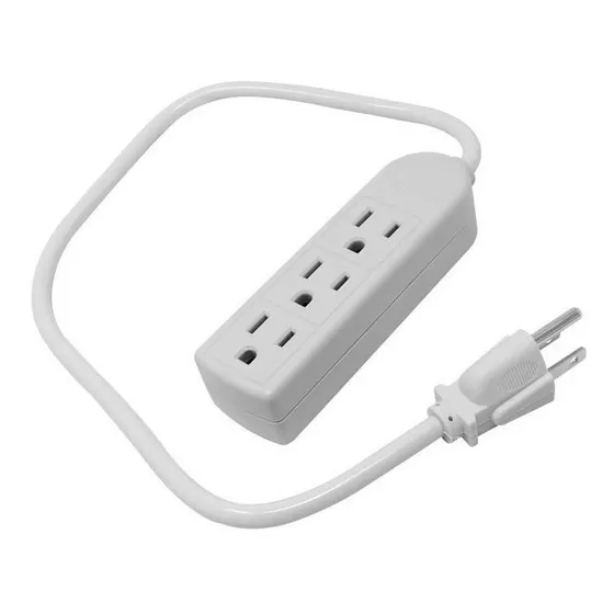 Multicontacto Con 3 Entradas Uso Rudo 8610 Sanelec Color Blanco