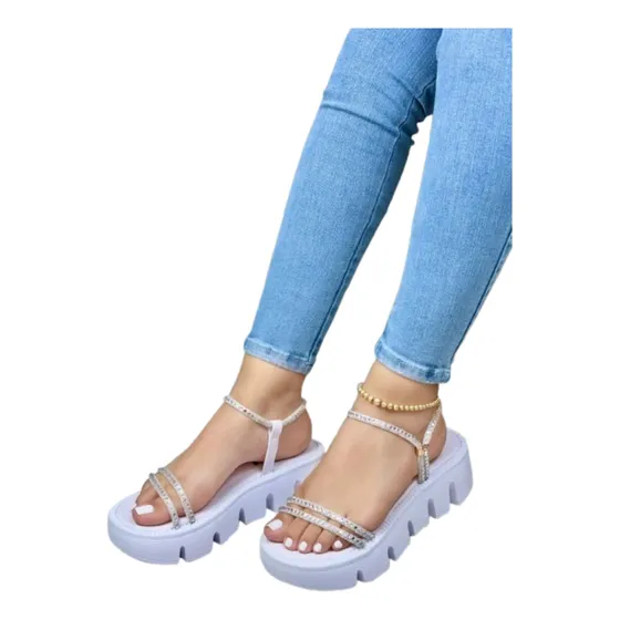 Sandalia De Plataforma Con Detalle Brillante