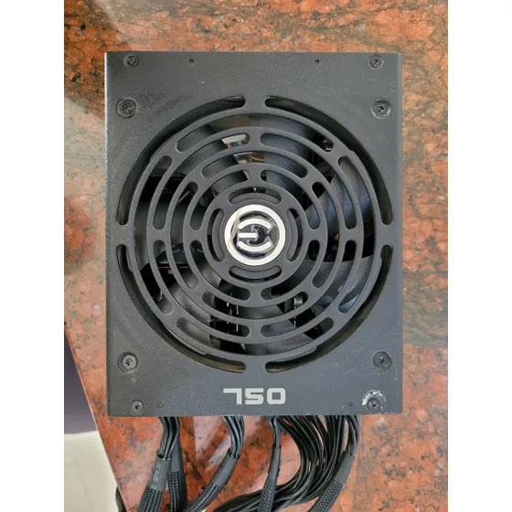 Fuente Evga Supernova 750watts Certificada 80 Plus Gold