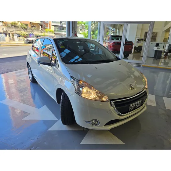 Peugeot 208 1.5 Allure Touchscreen