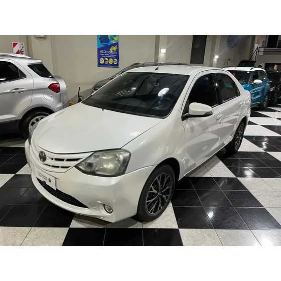 Toyota Etios 1.5 Sedan Xls