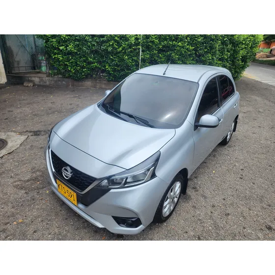 Nissan March 1.6 Advance