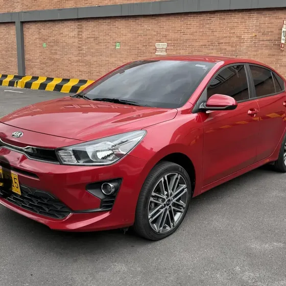 Kia Rio Sedán 2022 1.4 Vibrant Aut