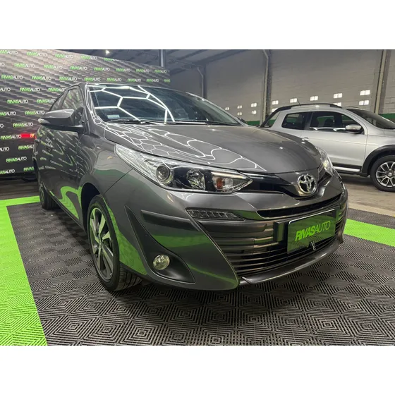 Toyota Yaris 1.5 107cv Xls Pack Cvt Sedan