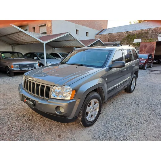Jeep Grand Cherokee 3.0 Crd Laredo Automática