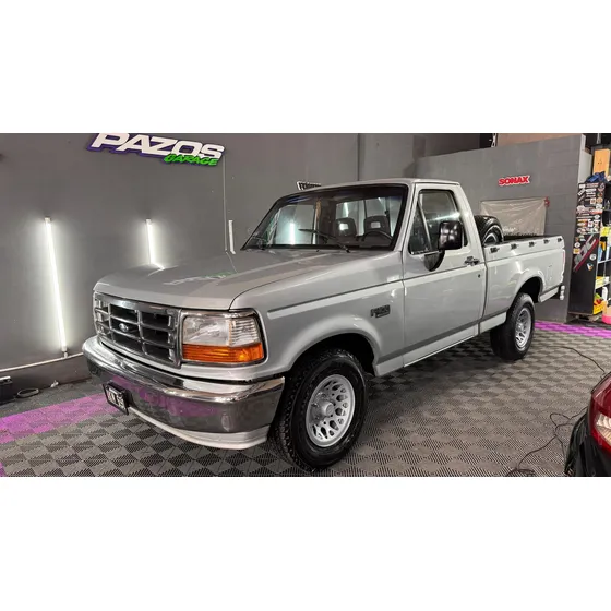 Ford F-100 3.6 Lujo