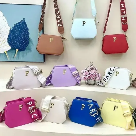 Bolso Morral Cartera Mochila Moda Juvenil Bandolero Parchita