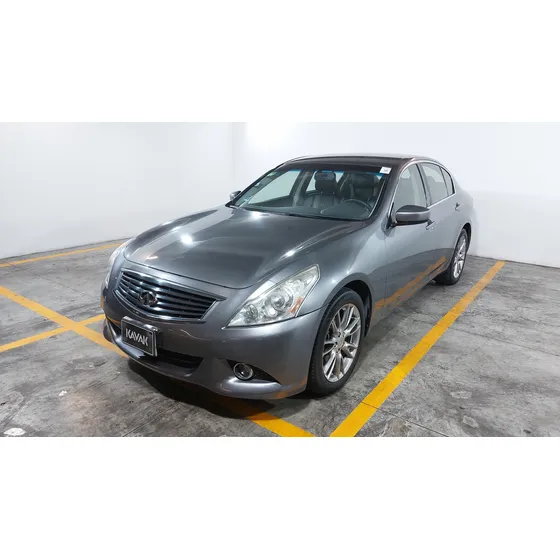 Infiniti G 3.7 At
