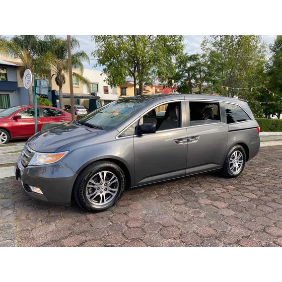 Honda Odyssey 3.5 Lx Minivan At