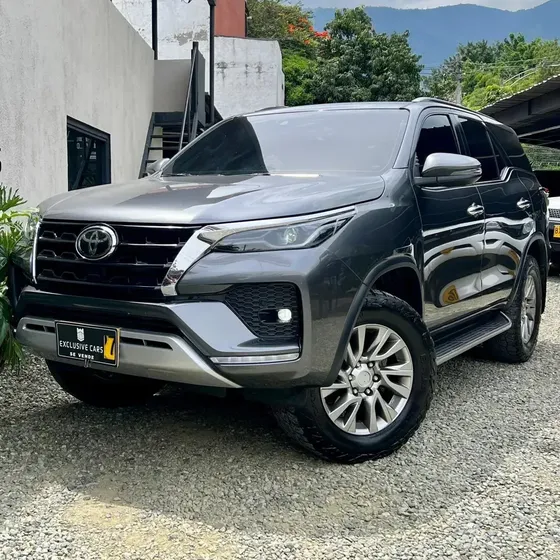 Toyota Fortuner 2021 2.8l