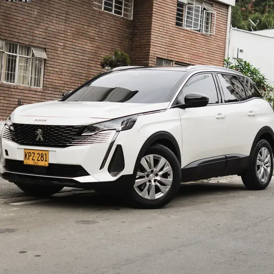 Peugeot 3008 2022 1.6 Active