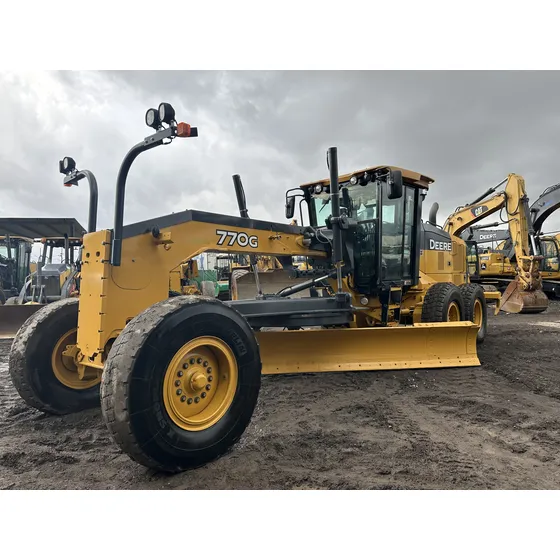 Motoniveladora John Deere 770g Ripper Trasero
