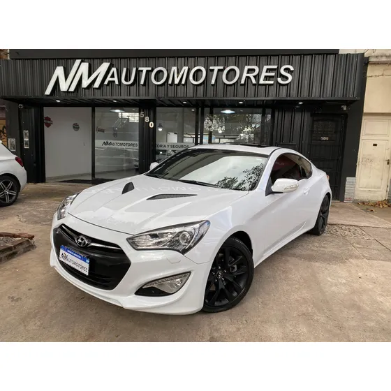Hyundai Genesis 3.8 Coupe 300cv 8at