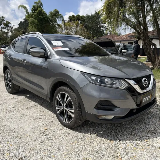 Nissan Qashqai 2022 Sense Connect Tp 2000cc 4x2 2ab Abs Cr
