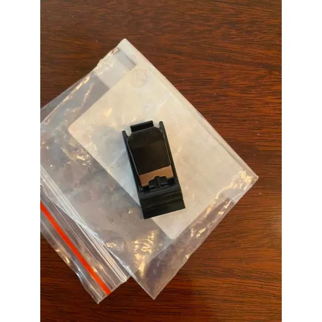 Clip Apertura Tapa Gasolina Toyota 4runner 2003 2009 Origina