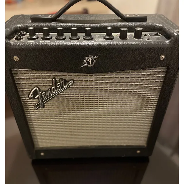 Amplificador Fender Mustang 1 V2