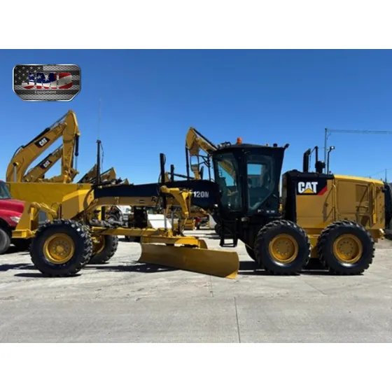 Motoconformadora Cat 120m2 2015_cat0120mar9n00184